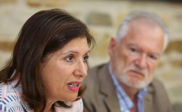 La presidenta de la DO Bierzo y director del Campus Noroeste de la Uned.