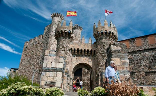 La Bodega del Castillo de los Templarios de Ponferrada acogerá los conciertos.