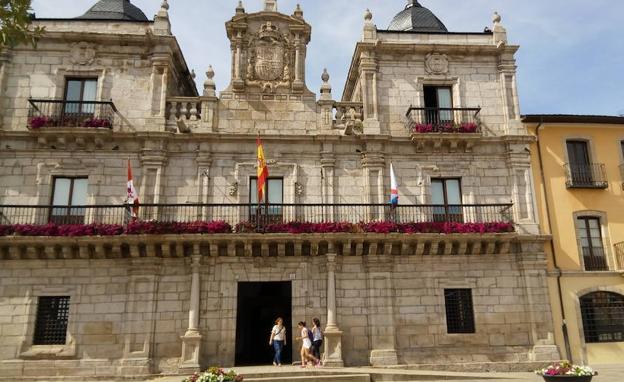 Ayuntamiento de Ponferrada./C. Ramos