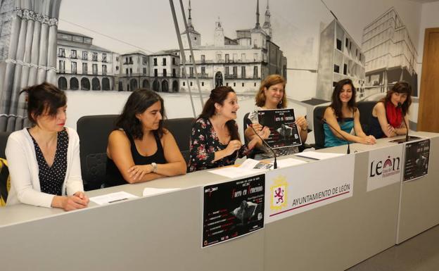 Pesentación del Fuero en femenino./