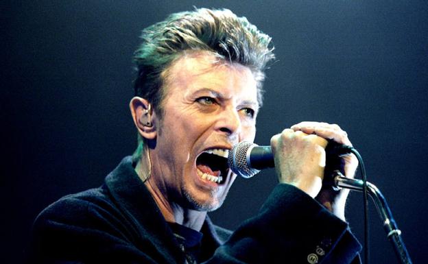 David Bowie, en un concierto en Viena./Reuters