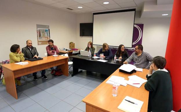 El secretario autonómico, Pablo Fernández, preside la reunión del Consejo Autonómico de Podemos para analizar la estrategia de la formación en Castilla y León.