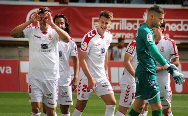 Yeray realiza un gesto de complicidad tras uno de sus goles.