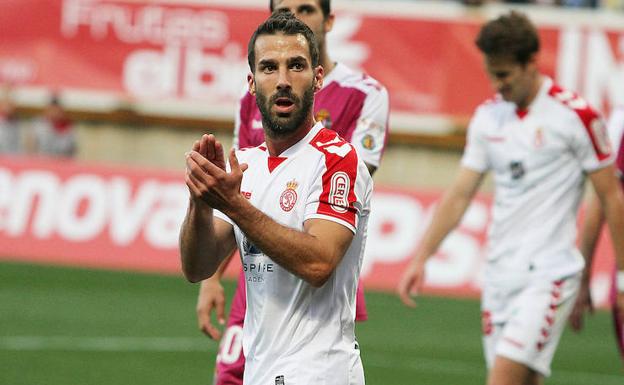 Julen Colinas, en el partido ante el Valladolid./Peio García