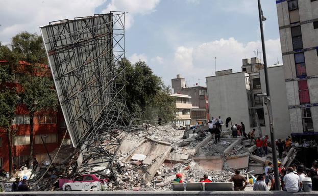 Destrozos ocasionados por el terremoto en Ciudad de México./Reuters