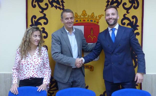 Caixabank colabora con el Ayuntamiento de La Robla la puesta en marcha de la Unidad de Memoria