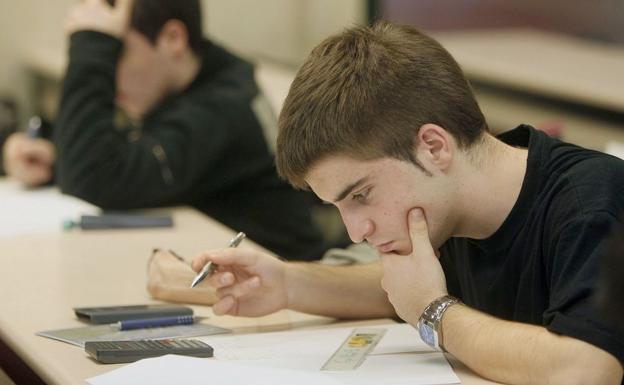 Medalla de bronce para siete estudiantes de Ponferrada en un concurso europeo de historia
