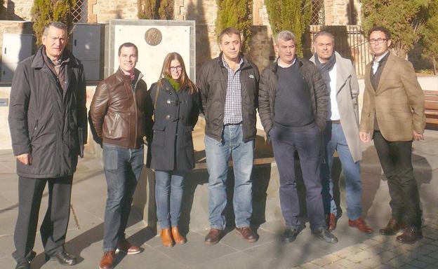 Foto de familia a la conclusión de la reunión./