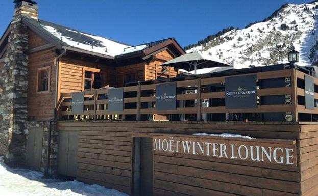 El Moët Winter Lounge es uno de los lugares más frecuentados de la estación catalana/Baqueira Beret