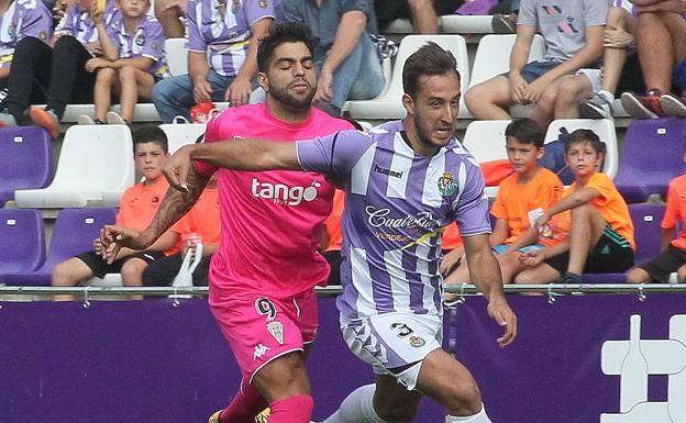 Imagen de Ángel García con el Real Valladolid./R. Gómez