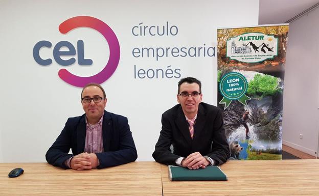 Jesús del Río y José Manuel Álvarez durante la presentación de la web./