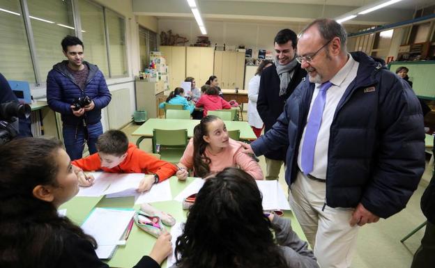 Fernando Rey, consejero de Educación./Chacón