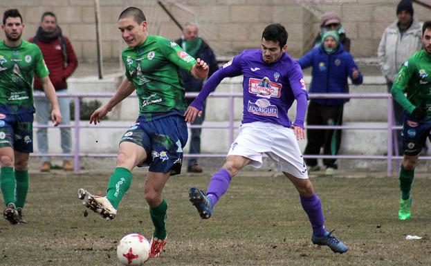 Lance de un partido de La Bañeza./Peio García