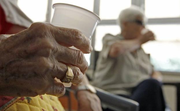 Unos 38.000 dependientes murieron en 2017 sin recibir ninguna prestación