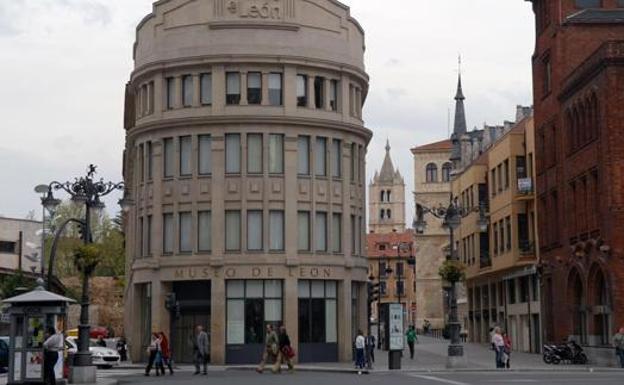 Música, arte y ciencia se reúnen en las exposiciones y conferencias este mes en el Museo de León
