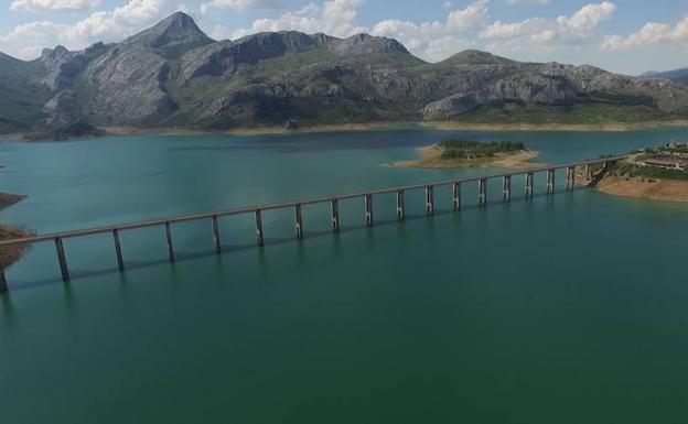 Embalse de Riaño./