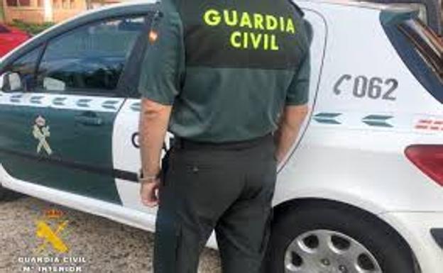 Un agente de la Guardia Civil./