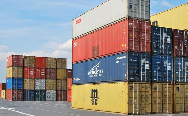 Contenedores preparados para ser exportados./