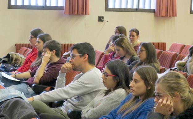 Imagen de algunos de los asistentes al curso.