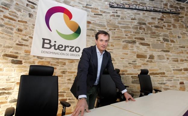 El nuevo presidente de la DO Bierzo, Adelino Pérez./César Sánchez