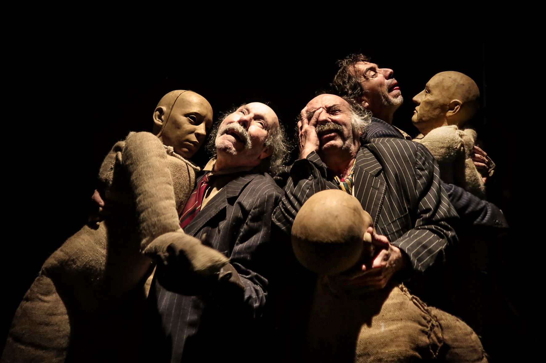 La Zaranda presenta en el Teatro Bergidum de Ponferrada 'La batalla de los ausentes'./