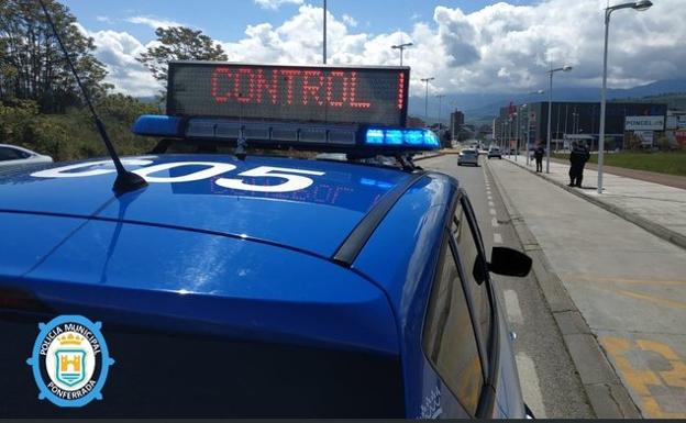 Imagen de un control de la Policía Municipal de Ponferrada.