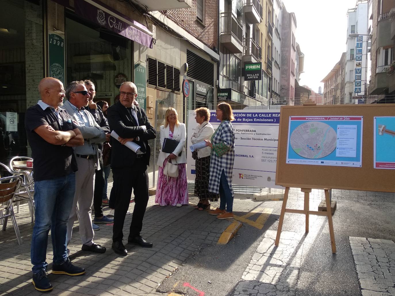Presentación de las obras de peatonalización de la calle Real de Ponferrada.
