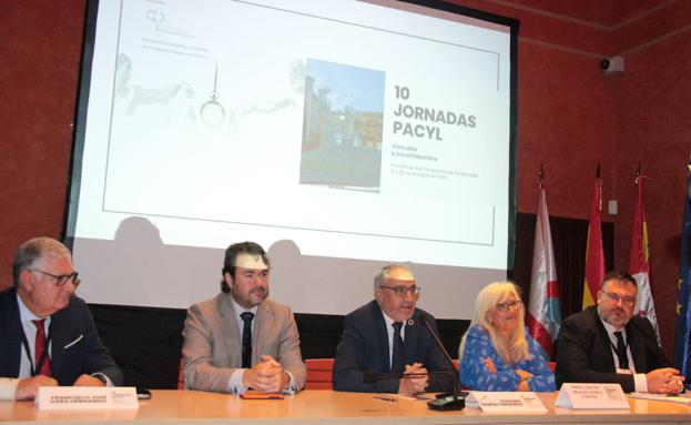 Inauguración en Ponferrada de las 10 Jornadas Pacyl de la Sociedad Castellano y Leonesa de Cuidados Paliativos./