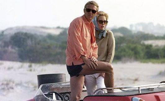 Steve McQueen y Faye Dunaway en el famoso buggy del caso Thomas Crown/