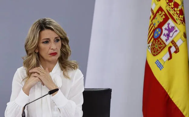 La ministra de Trabajo, Yolanda Díaz, en la conferencia de prensa tras el Consejo de Ministros de este martes./