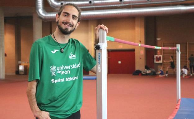 Dani Perez of Lyon won the bronze with his personal best in the European adaptive long jump