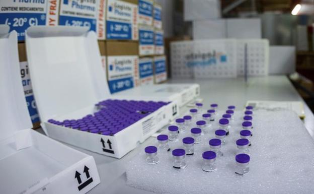 Vista de las instalaciones del Centro Logista Pharma, donde se almacenan y distribuyen vacunas /EFE