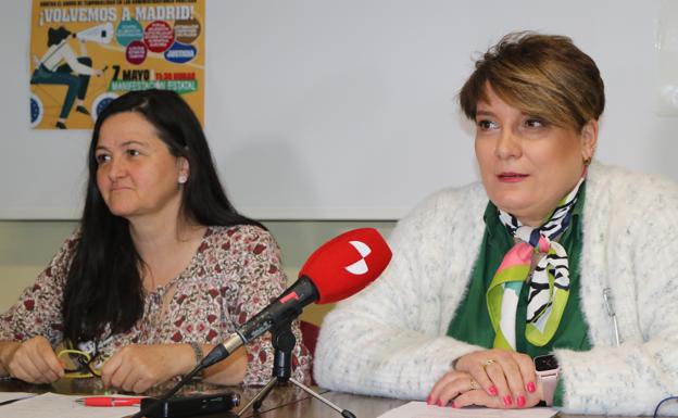 Mari Luz González y Olga Rodríguez, representantes de Stele denunciaron que la Junta todavía no se ha puesto en contacto con el sindicato para comenzar a trabajar. /María Fernández