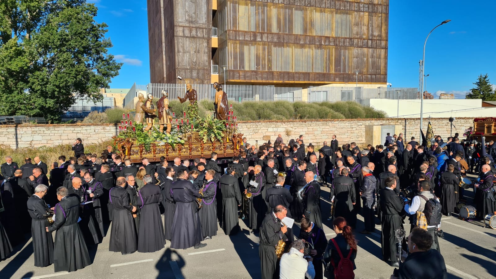 Fotos: Salida de la procesión magna de León | leonoticias